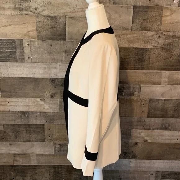 Kasper Open Blazer with black trim Size 8 - Picture 4 of 16